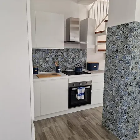 Apartment Del Sole Borgo 84 *