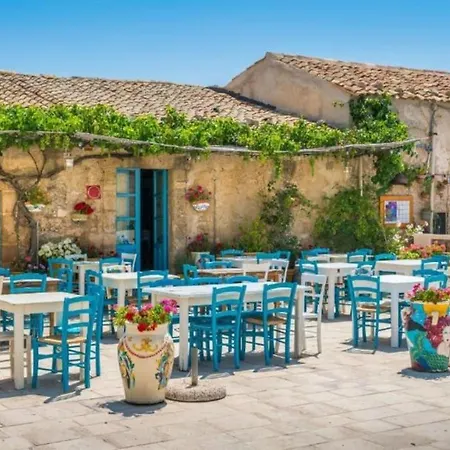 Del Sole Borgo 84 * Marzamemi