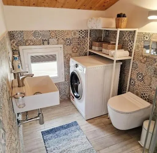 Casa Del Sole Borgo 84 *